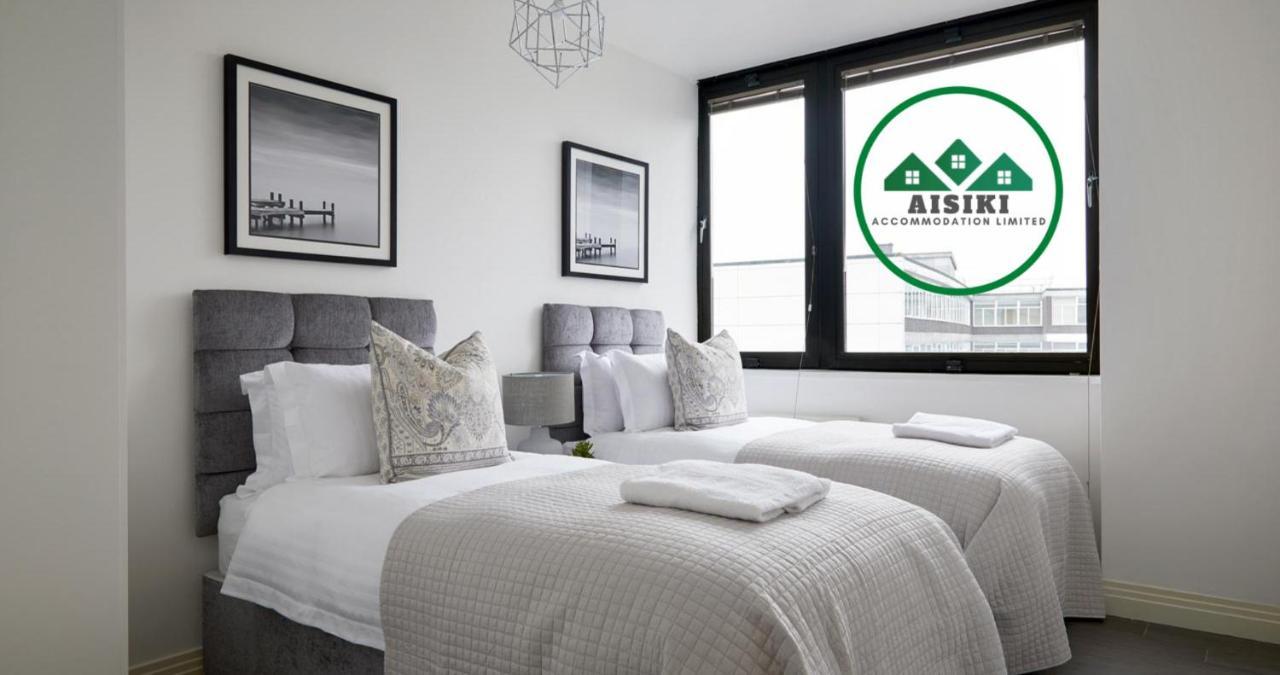 Aisiki Living At Upton Rd, Multiple 1, 2, Or 3 Bedroom Apartments, King Or Twin Beds With Free Wi-Fi & Parking Watford  Exterior foto
