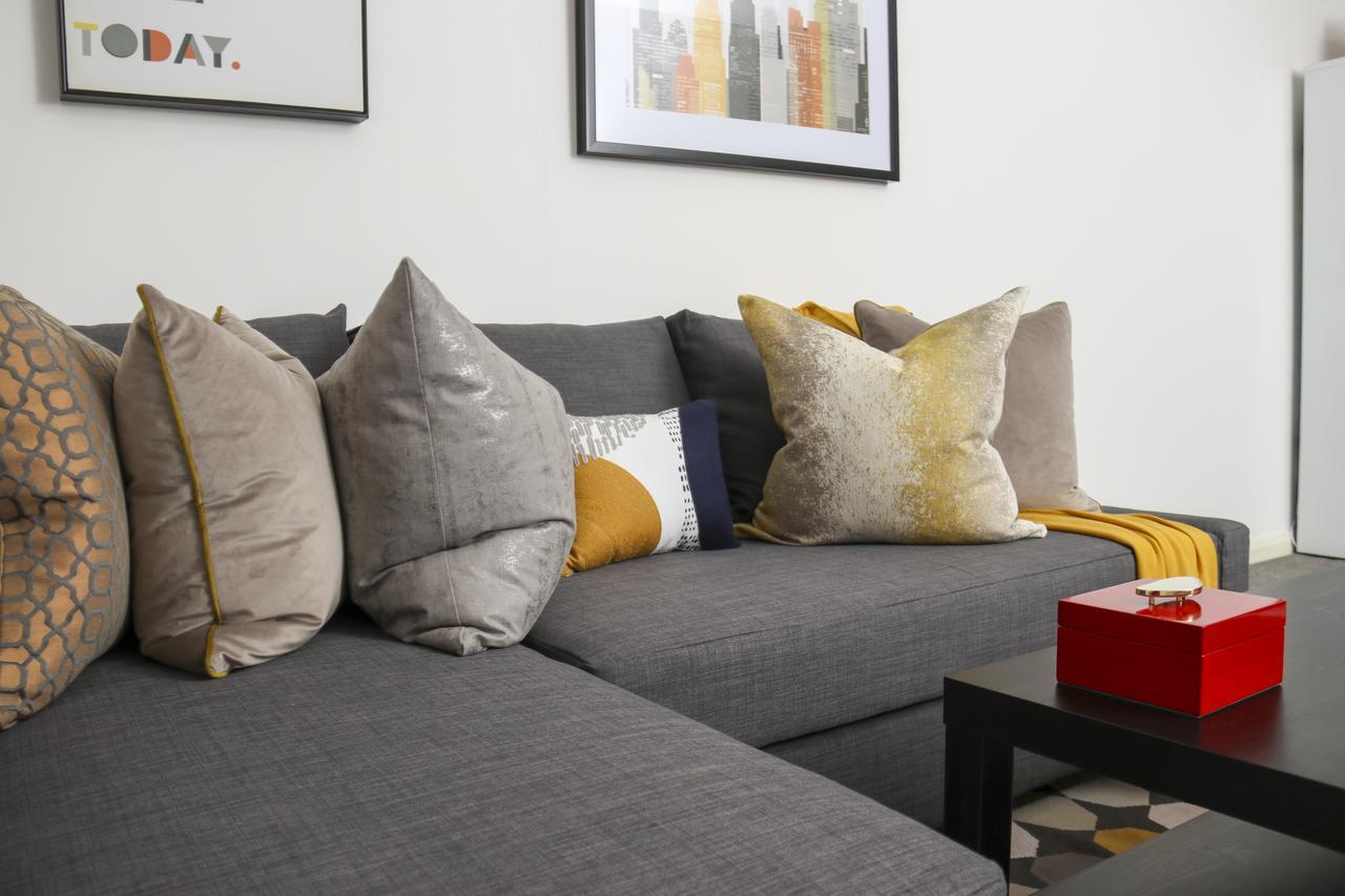 Aisiki Living At Upton Rd, Multiple 1, 2, Or 3 Bedroom Apartments, King Or Twin Beds With Free Wi-Fi & Parking Watford  Exterior foto