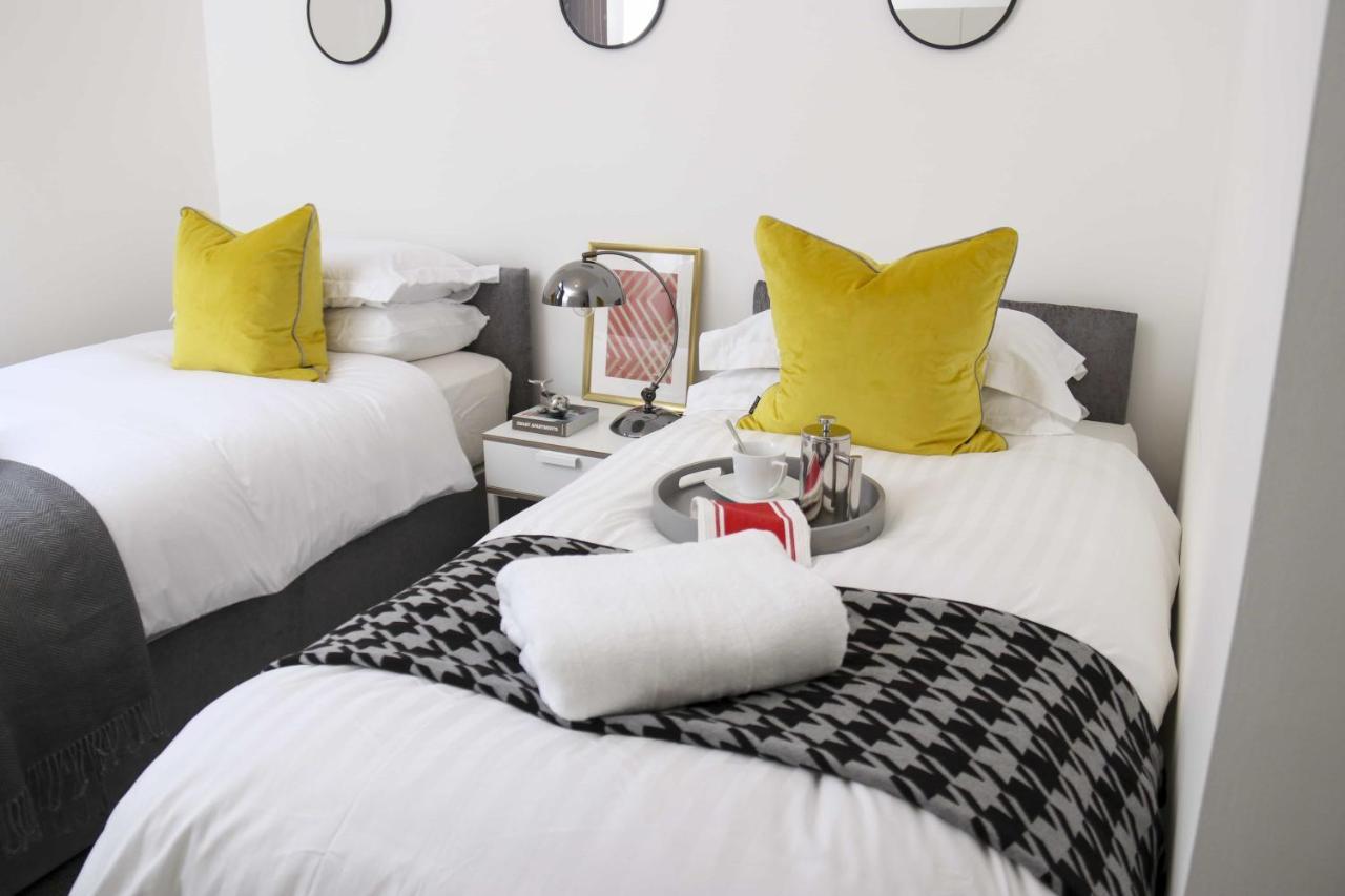 Aisiki Living At Upton Rd, Multiple 1, 2, Or 3 Bedroom Apartments, King Or Twin Beds With Free Wi-Fi & Parking Watford  Exterior foto